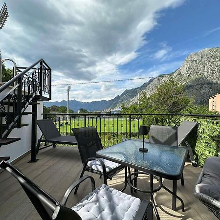 Sunshine Apartment With Private Pool And Parking Cattaro Esterno foto