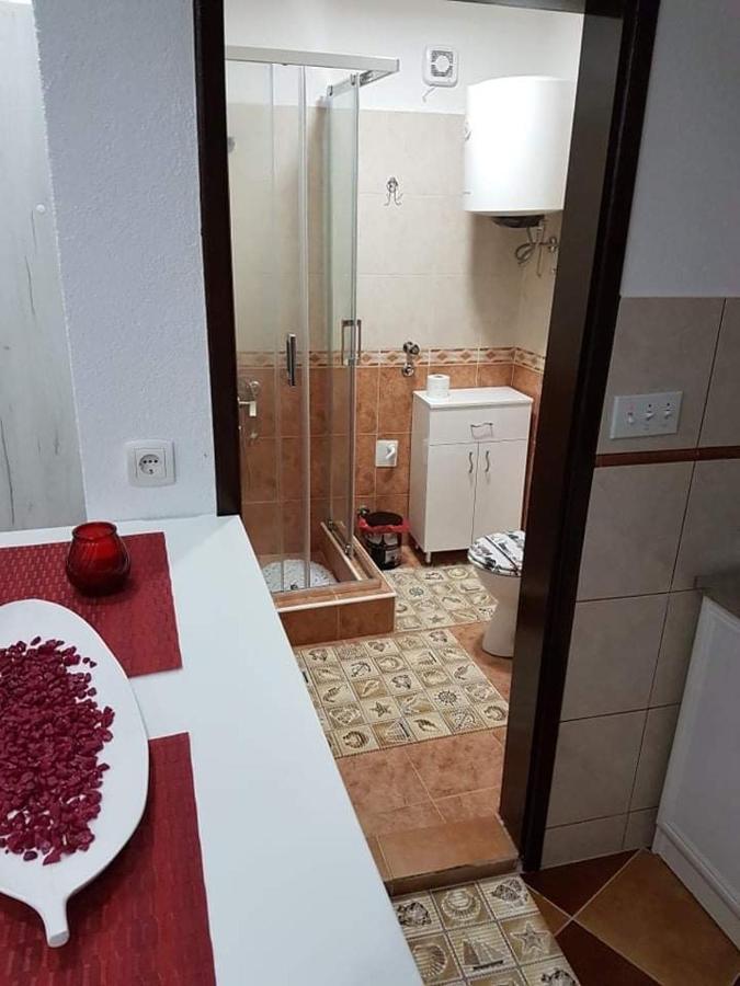 Sunshine Apartment With Private Pool And Parking Cattaro Esterno foto