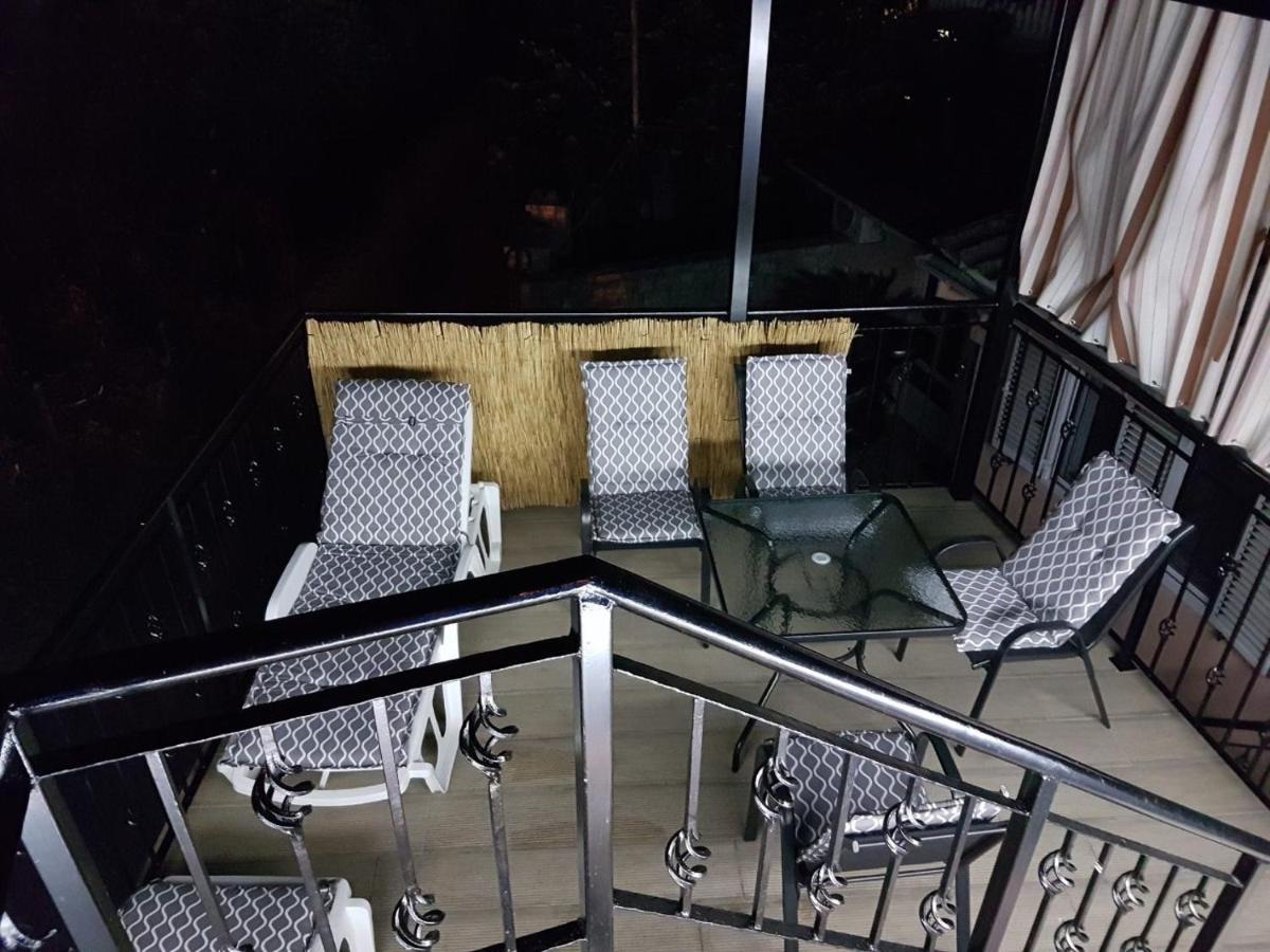 Sunshine Apartment With Private Pool And Parking Cattaro Esterno foto