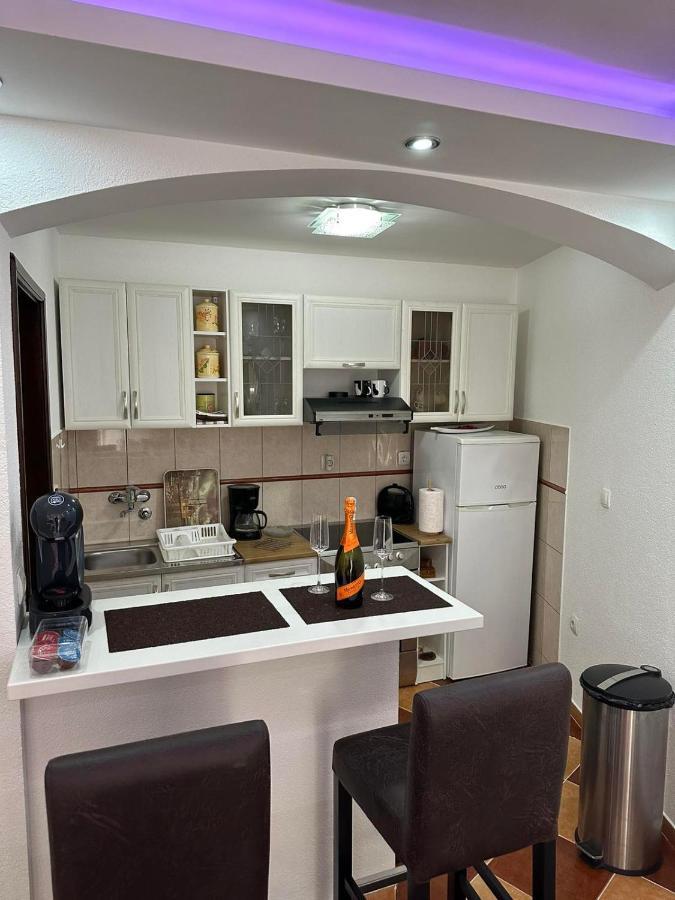 Sunshine Apartment With Private Pool And Parking Cattaro Esterno foto
