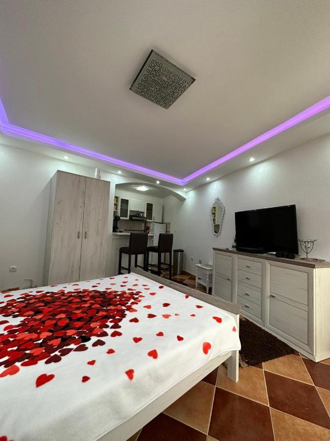 Sunshine Apartment With Private Pool And Parking Cattaro Esterno foto